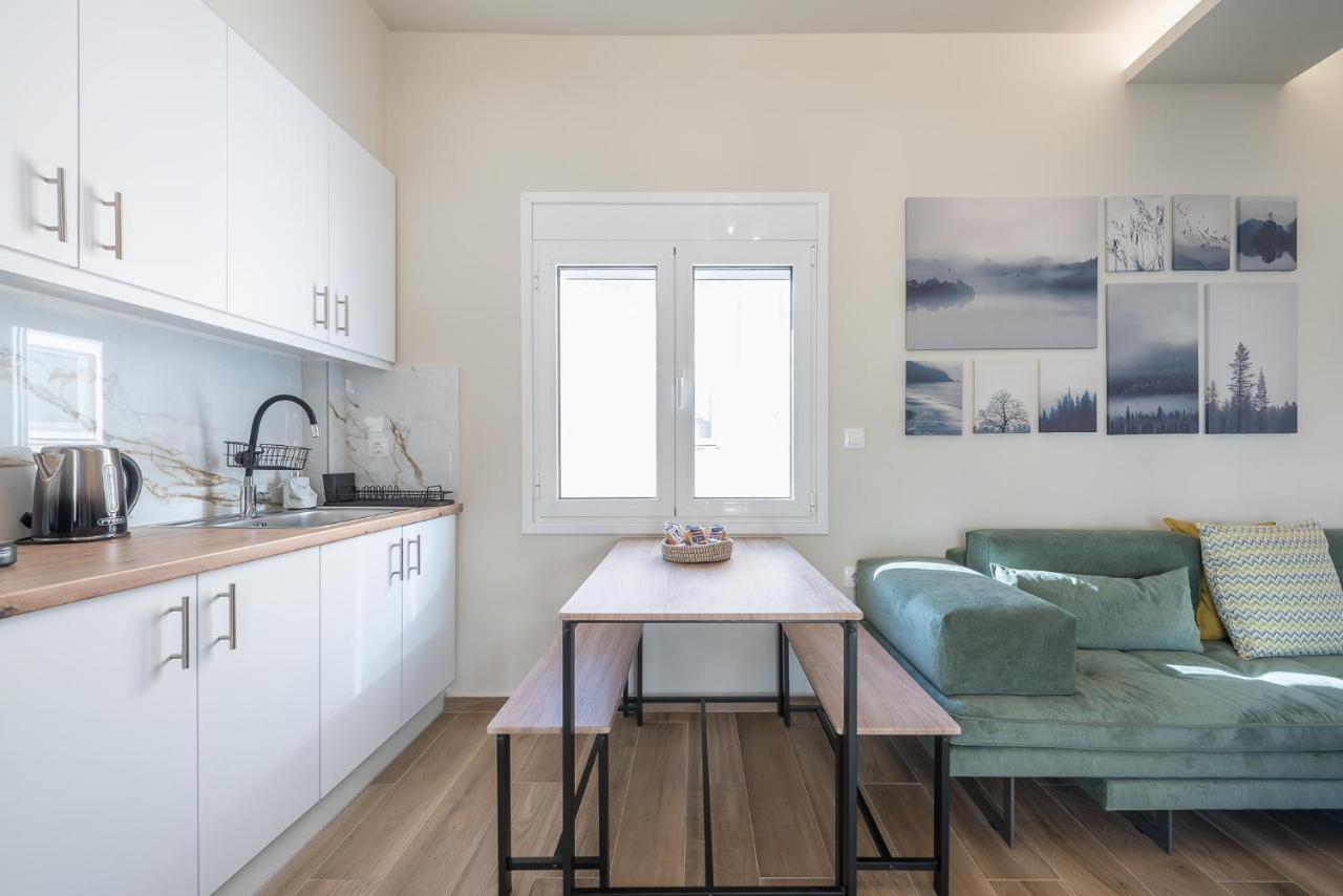 Attiki Metro Top Floor By Greece Apartment أثينا المظهر الخارجي الصورة
